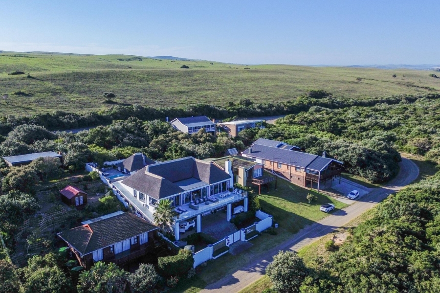 4 Bedroom Property for Sale in Cannon Rocks Eastern Cape